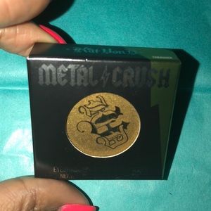 Kat Von D “Thrasher” Eyeshadow